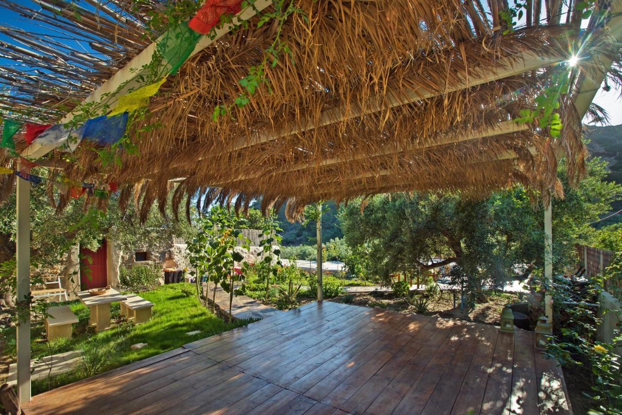 Natura Cottages Makrýgialos Exterior foto
