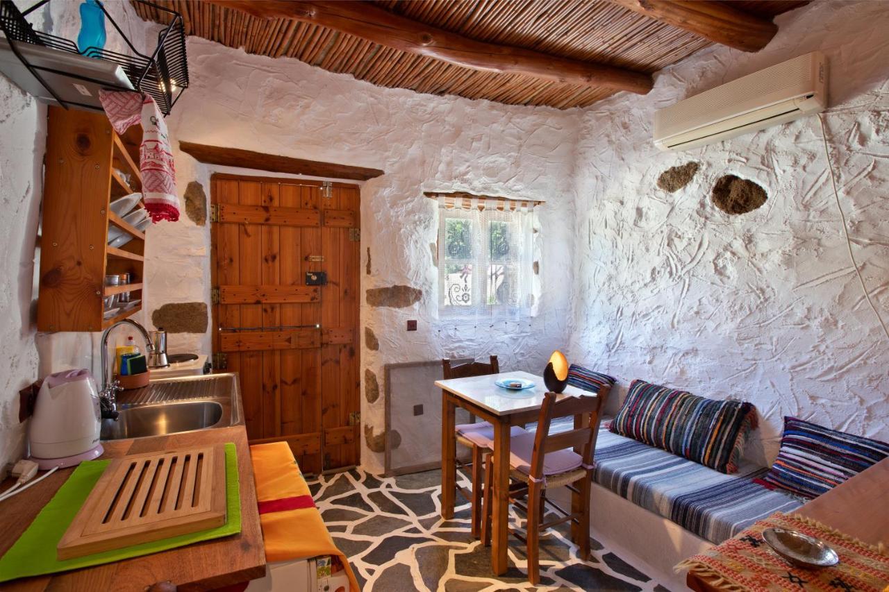 Natura Cottages Makrýgialos Exterior foto