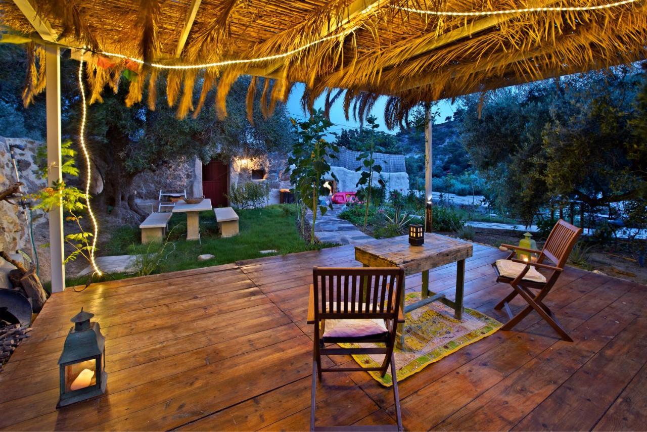 Natura Cottages Makrýgialos Exterior foto