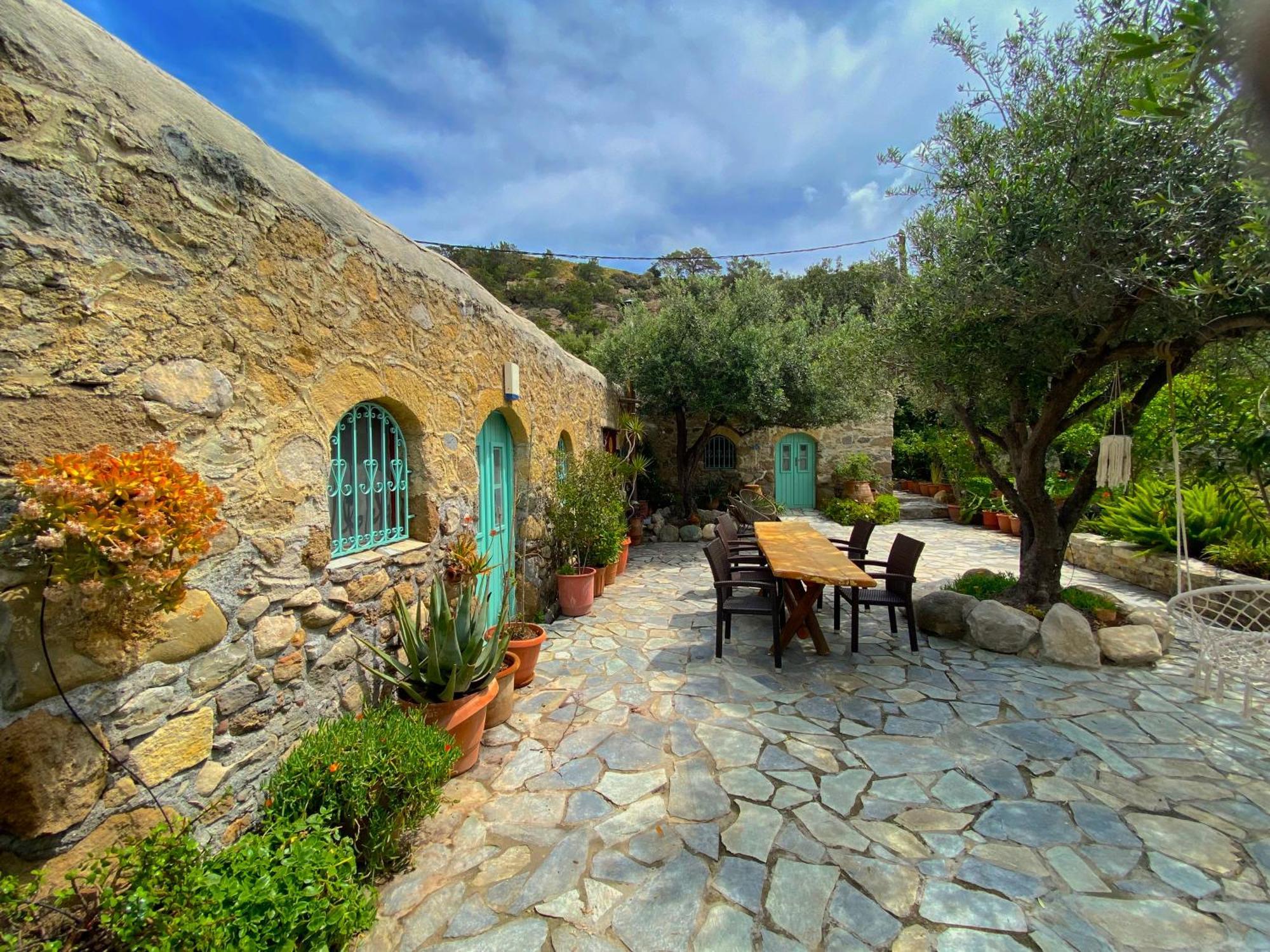 Natura Cottages Makrýgialos Exterior foto