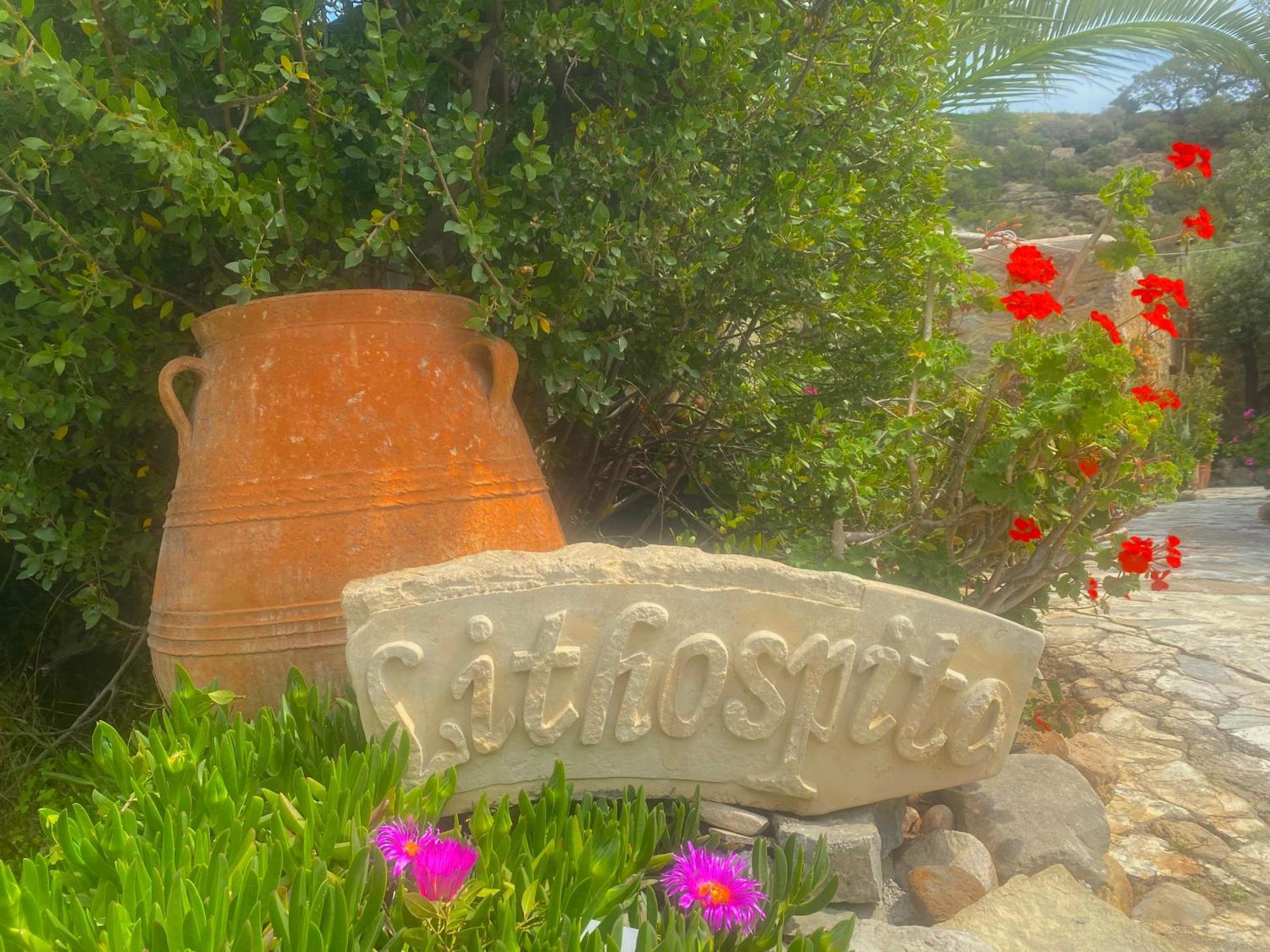 Natura Cottages Makrýgialos Exterior foto